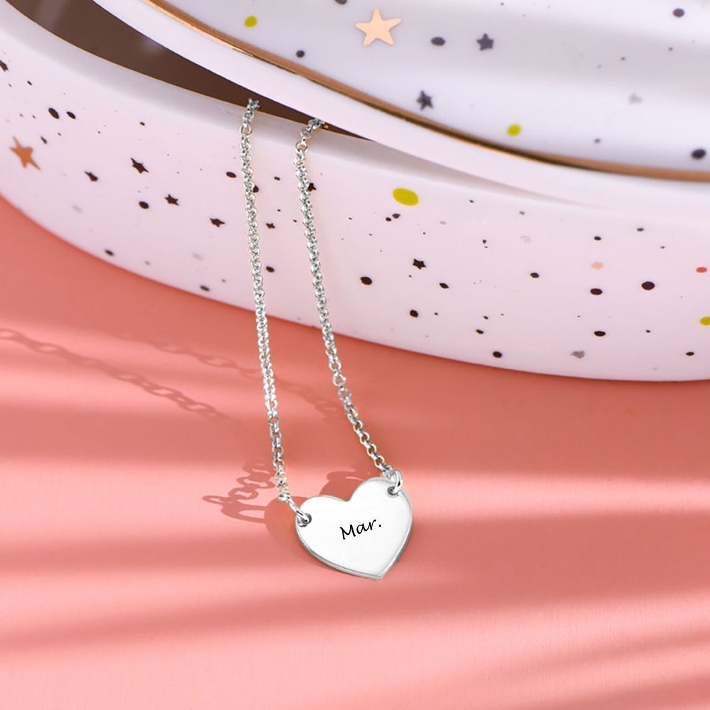 WEPRINTMENecklaceCustom Name Heart - shaped Necklace