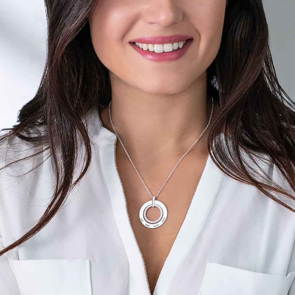 WEPRINTMENecklaceCustom Text Diamond Set Round Necklace