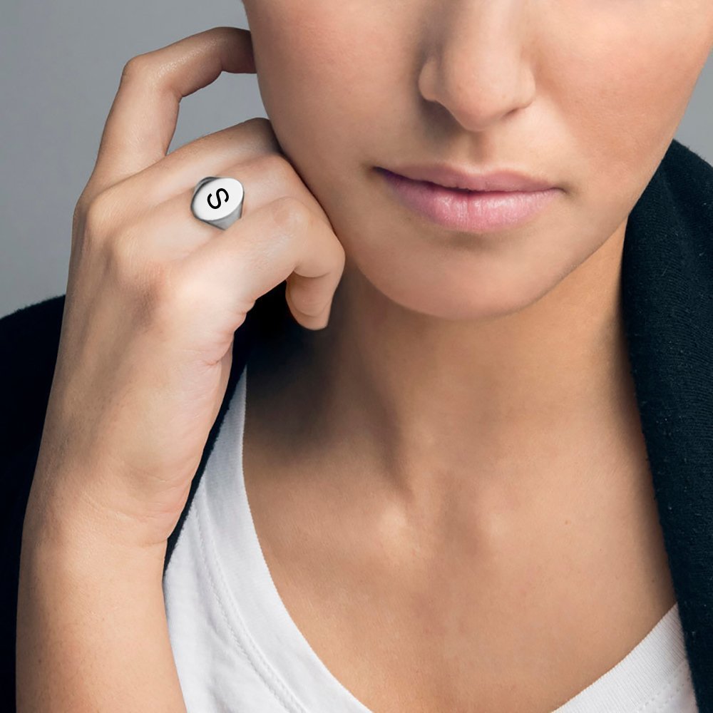 WEPRINTMERingCustom Letter Oval Seal Ring